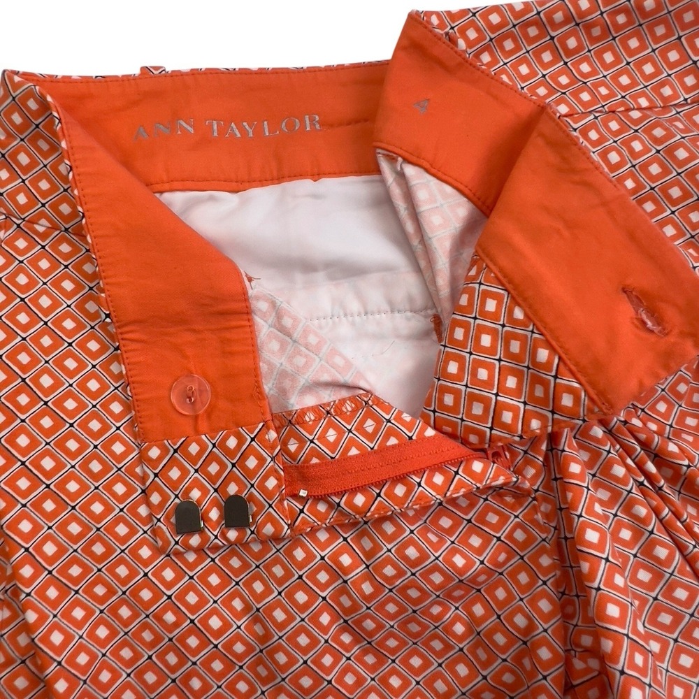 Ann Taylor Bermuda/Boardwalk Short Deep Orange‎ Geometric Print Stretch Size 4 - Picture 4 of 9